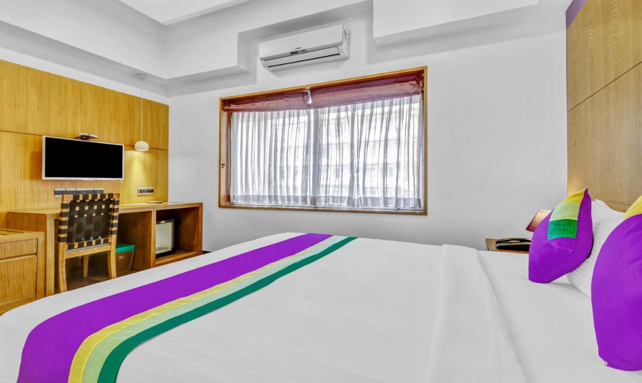 Medora Hotel Кожикоде Екстер'єр фото