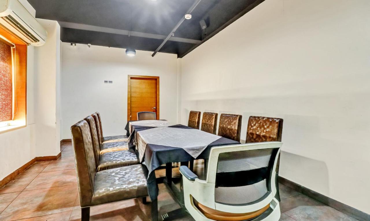 Medora Hotel Кожикоде Екстер'єр фото