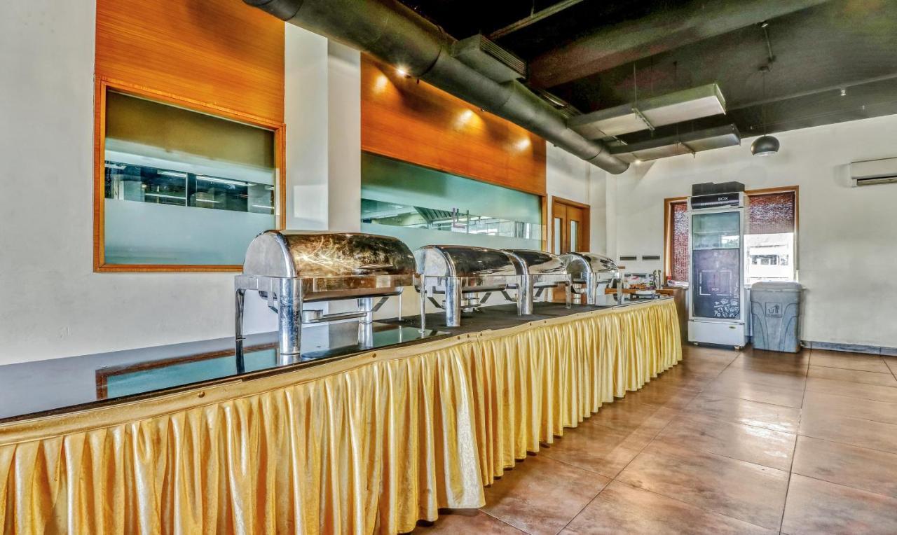 Medora Hotel Кожикоде Екстер'єр фото