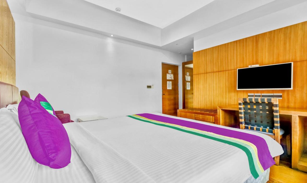 Medora Hotel Кожикоде Екстер'єр фото