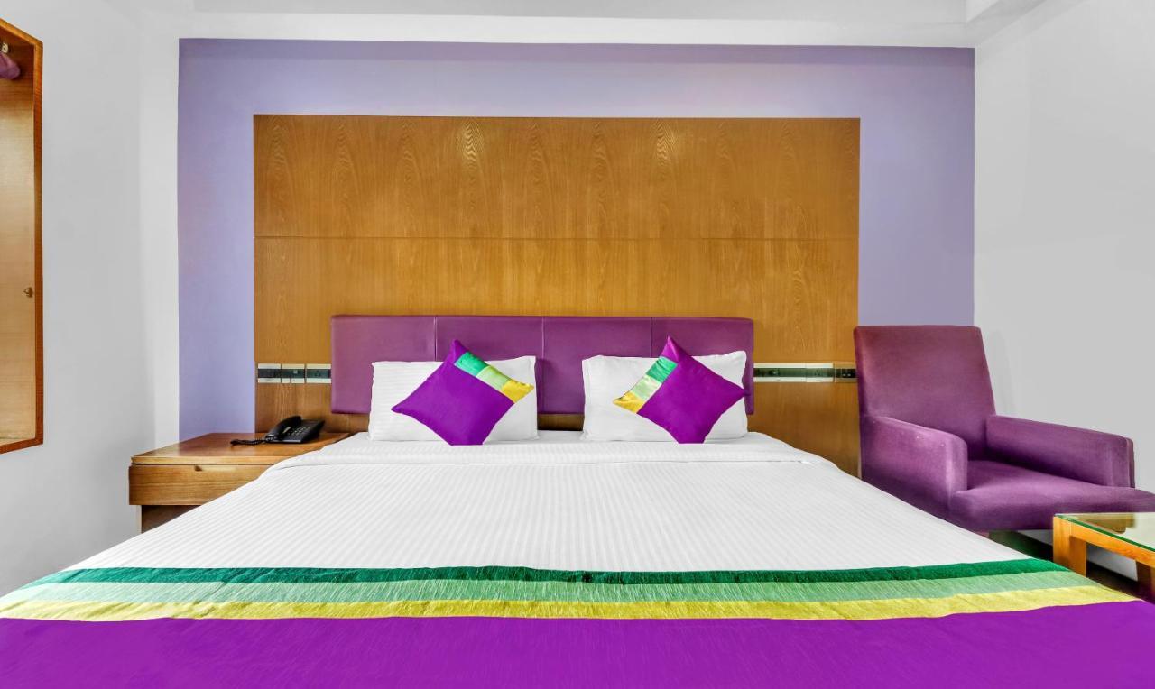 Medora Hotel Кожикоде Екстер'єр фото